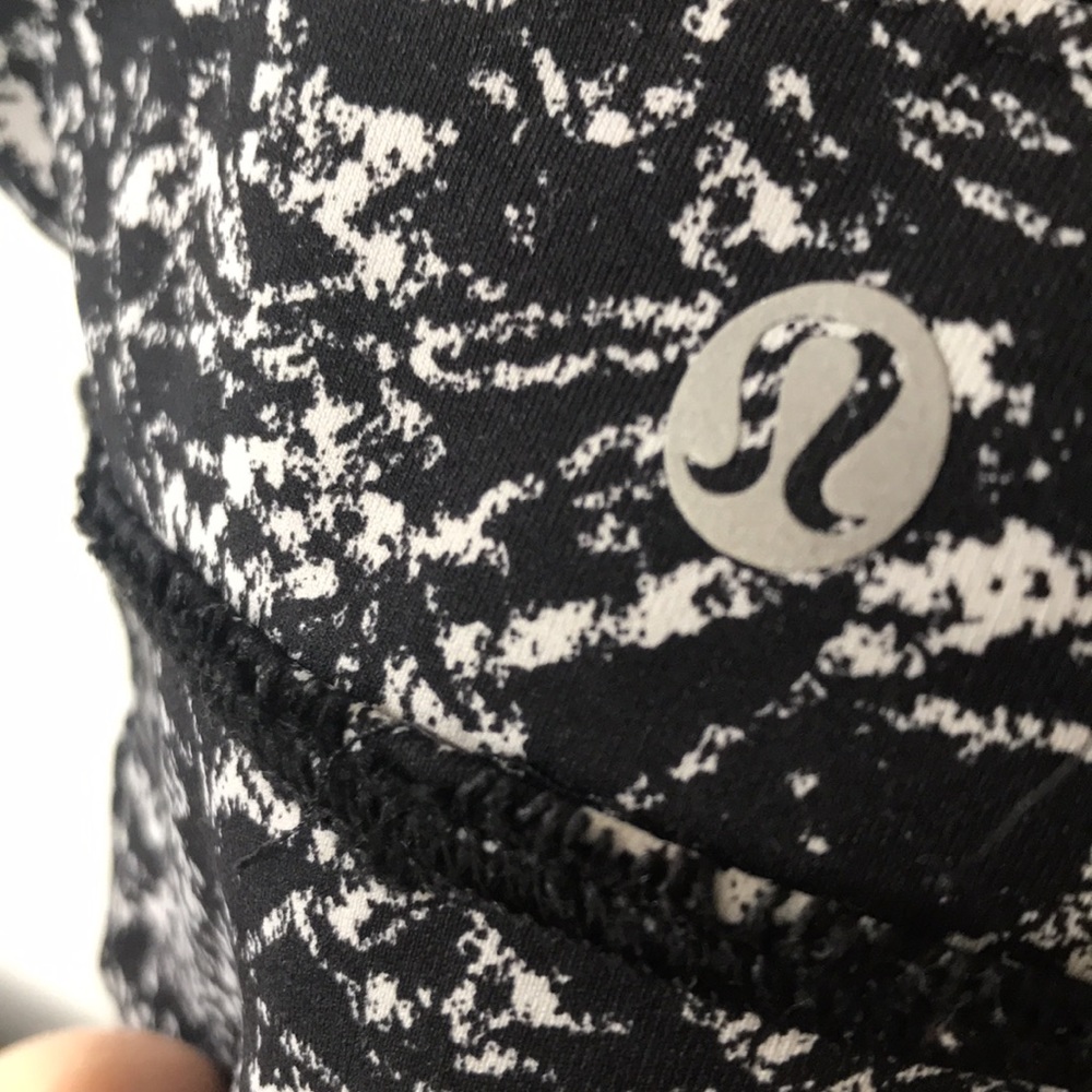 Lululemon Both Ways Bra - Picture 7 of 7